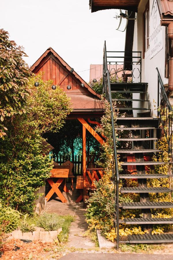 Poddasze Dla Znajomych - Apartament Z Goraca Balia Nad Jeziorem Czorsztynskim - Okolica Czorsztyn, Szczawnica, Velo Czorsztyn, Kroscienko, Zakopane, Gorce, Pieniny, Tatry Kluszkowce Kültér fotó